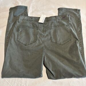 Paige Pants Revereve  Olive Green With Pockets NWT